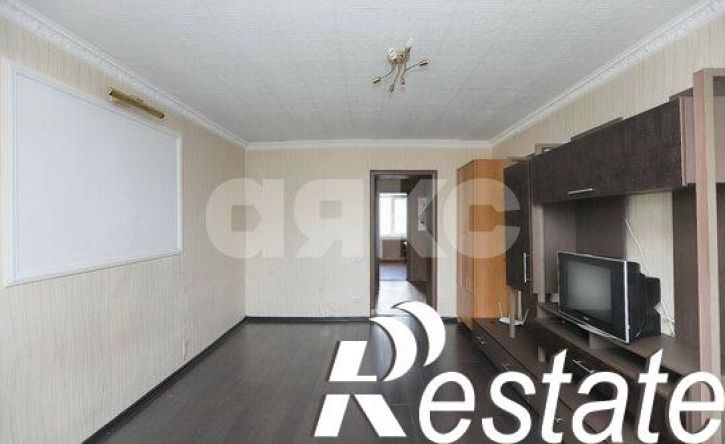 3-комн квартира улица Степанищева, 13,  д. 13