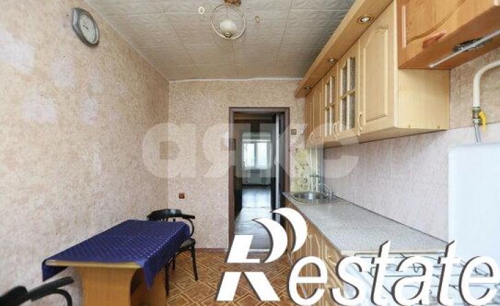 3-комн квартира улица Степанищева, 13,  д. 13