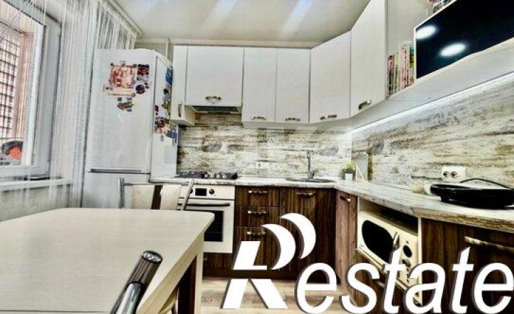 2-комн квартира улица Энергостроителей, 22,  д. 22