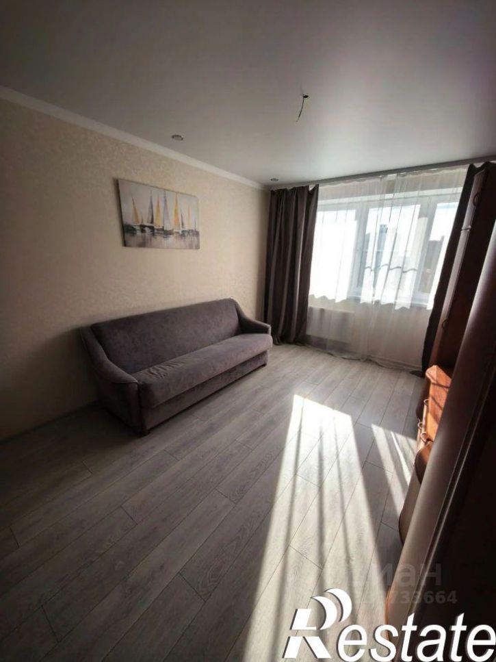 1-комн квартира улица Свиридова, 20 к2,  д. 20 к2
