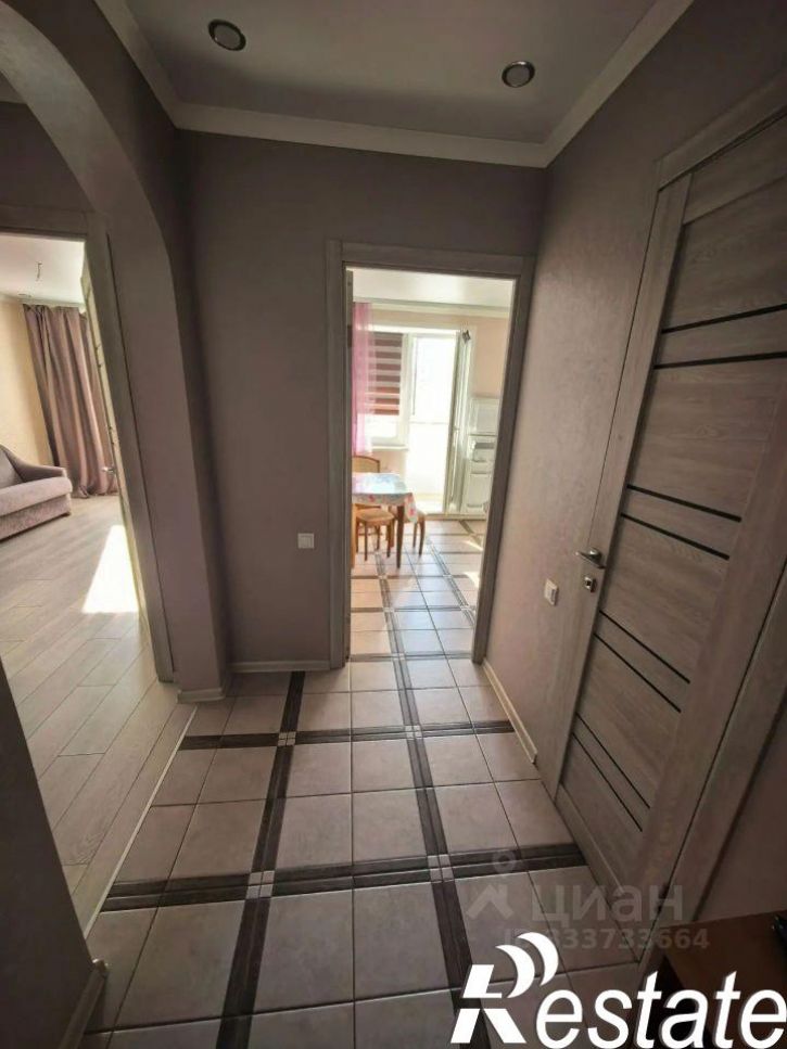 1-комн квартира улица Свиридова, 20 к2,  д. 20 к2
