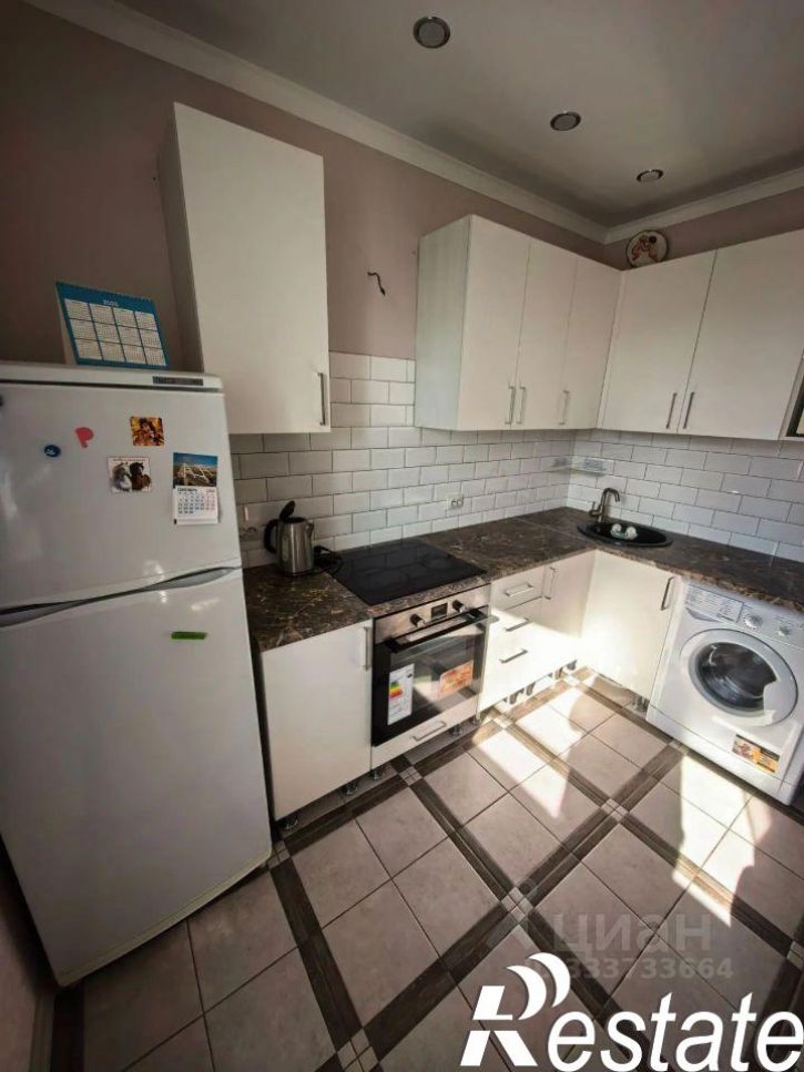 1-комн квартира улица Свиридова, 20 к2,  д. 20 к2