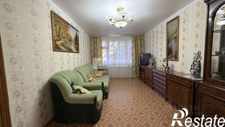 3-комн квартира улица Космонавтов, 10,  д. 10
