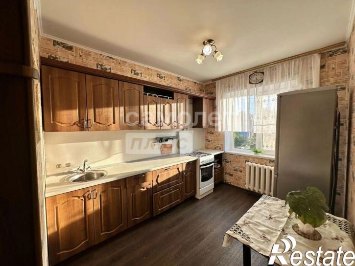 3-комн квартира улица Циолковского, 40,  д. 40