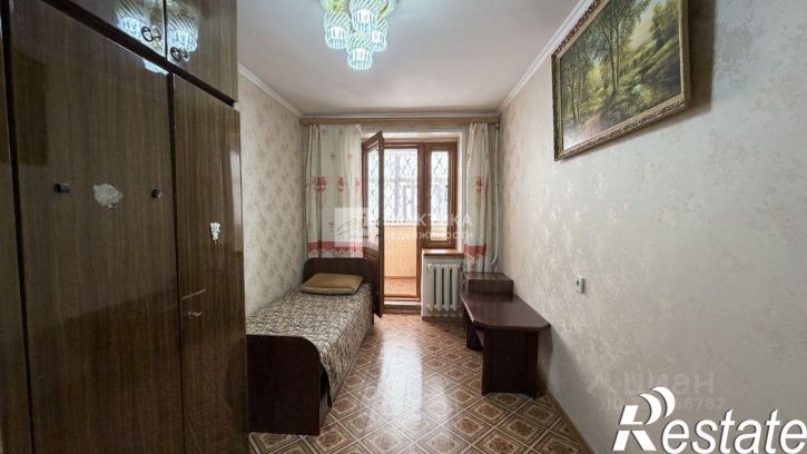 3-комн квартира улица Космонавтов, 10,  д. 10
