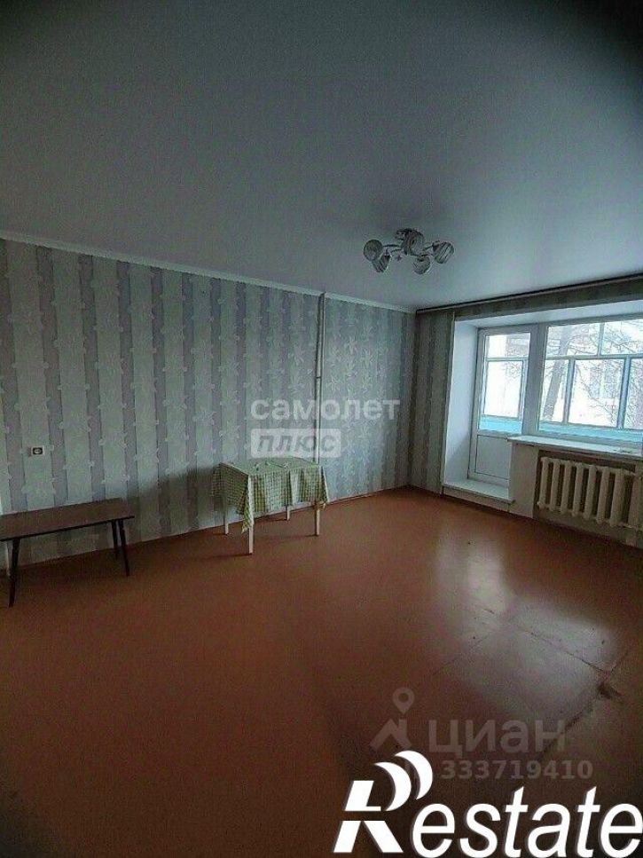 4-комн квартира улица Энергостроителей, 21,  д. 21