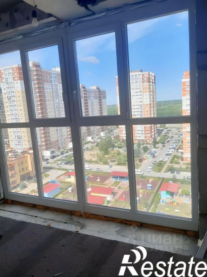 2-комн квартира улица Хренникова, 3,  д. 3