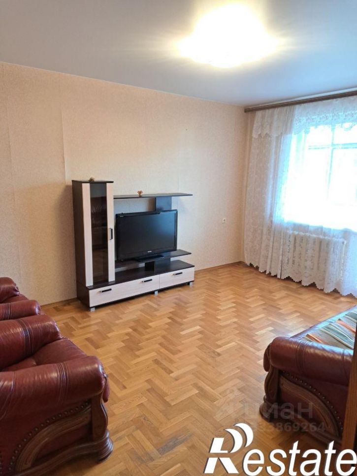 3-комн квартира улица Водопьянова, 25А,  д. 25А