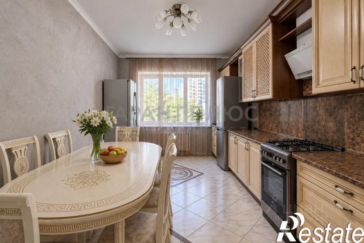 3-комн квартира улица Котовского, 23,  д. 23
