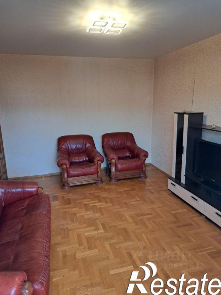 3-комн квартира улица Водопьянова, 25А,  д. 25А