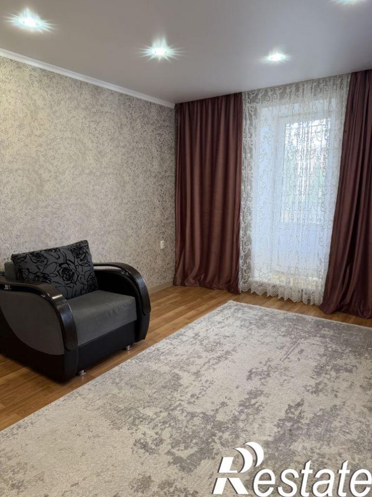 3-комн квартира улица А. Г. Стаханова, 21,  д. 21