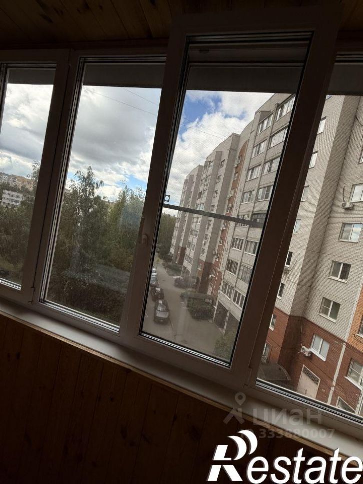 2-комн квартира бульвар Есенина, 3,  д. 3