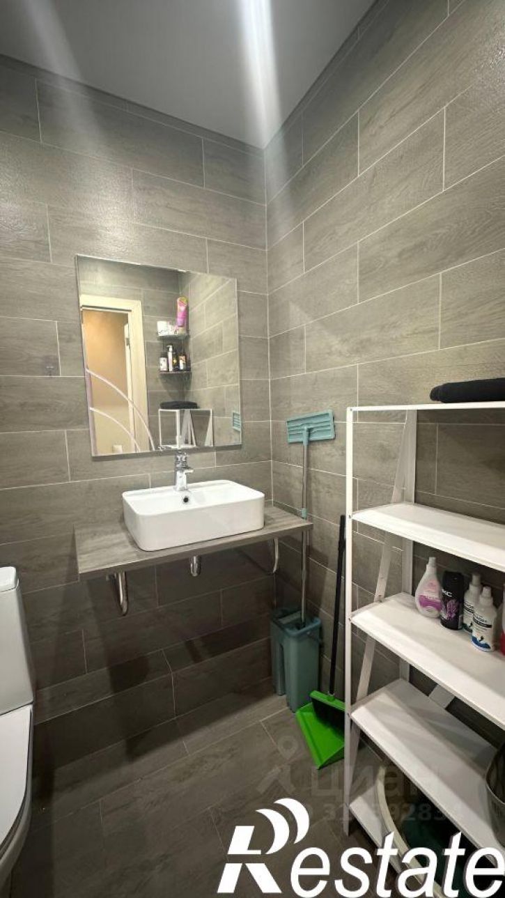 2-комн квартира улица Меркулова, 24,  д. 24