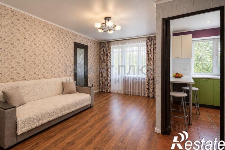 2-комн квартира улица Космонавтов, 74,  д. 74