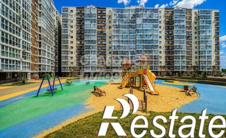 3-комн квартира улица Свиридова, 8А,  д. 8А