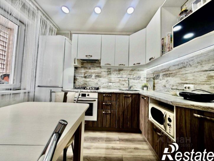 2-комн квартира улица Энергостроителей, 22,  д. 22