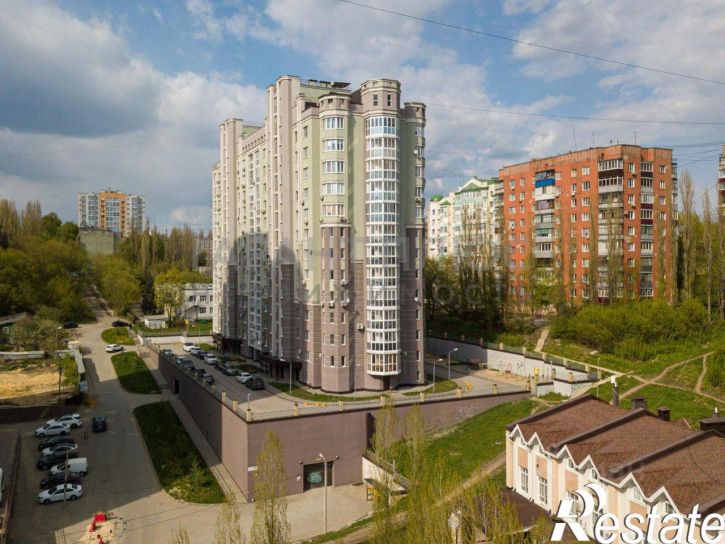 3-комн квартира Нижняя Логовая улица, 6,  д. 6