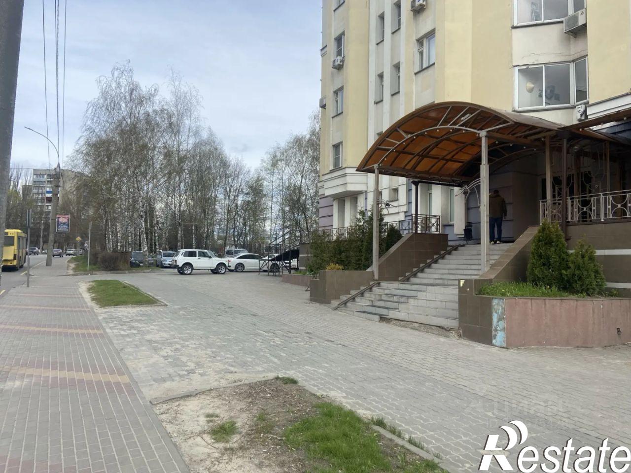 Сдать торговое помещение за 349 798 рублей на улица Валентины Терешковой, 13Б