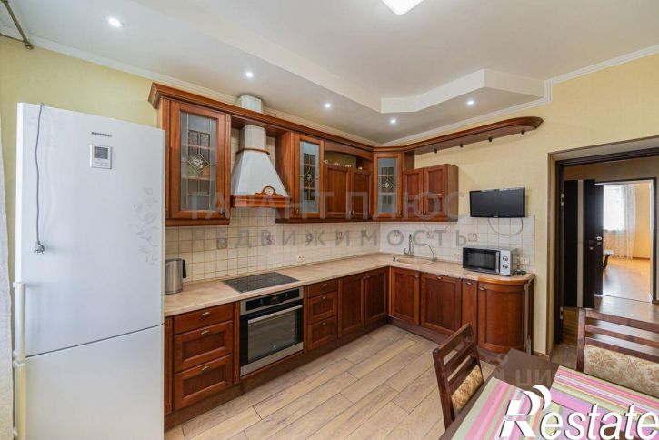 3-комн квартира улица Катукова, 19,  д. 19
