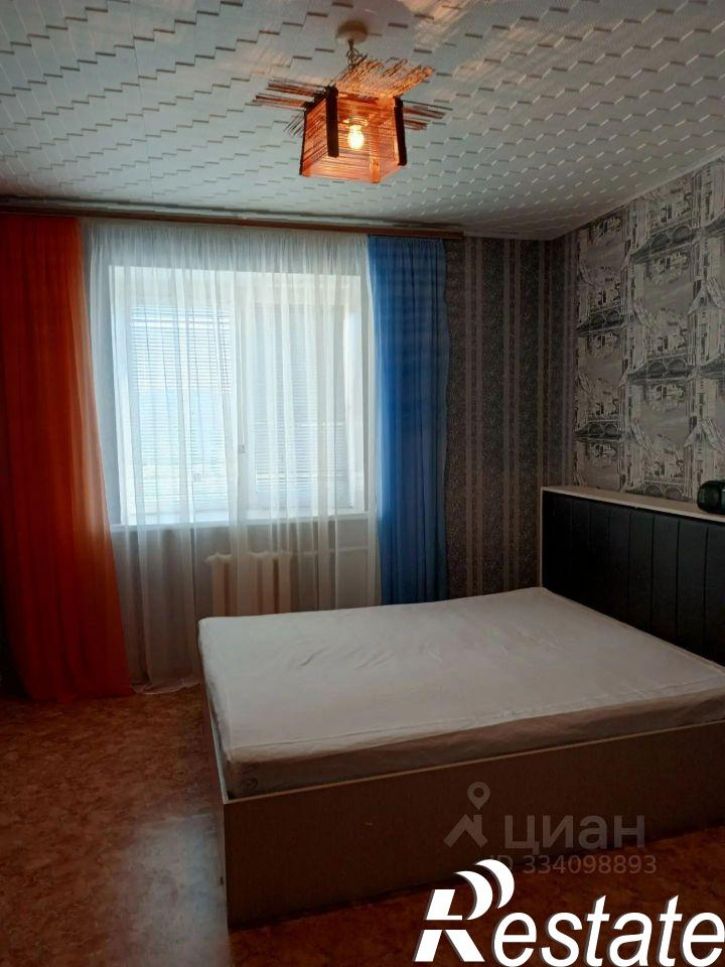2-комн квартира бульвар Есенина, 5,  д. 5