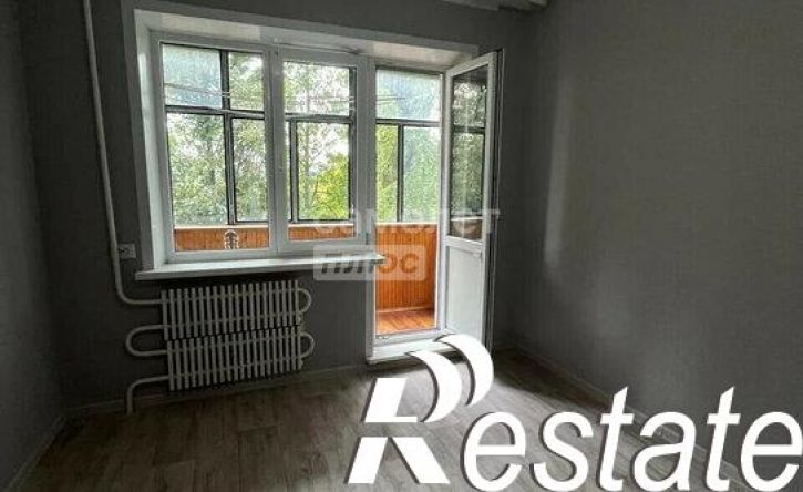 4-комн квартира улица 8 Марта, 30,  д. 30
