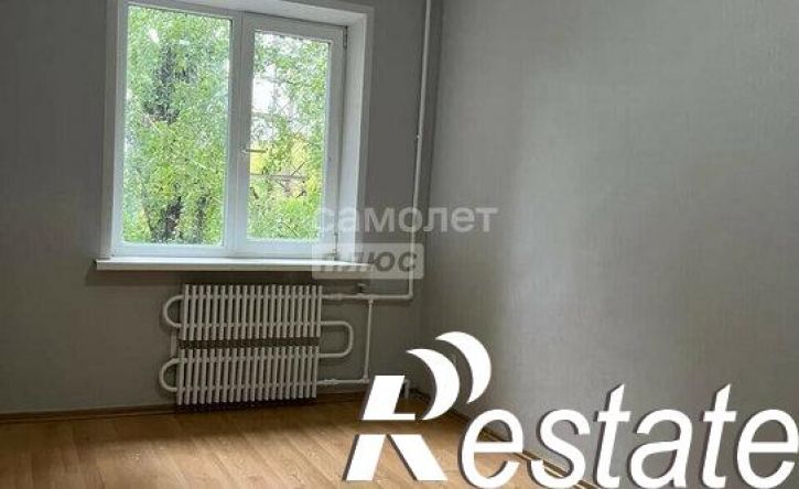 4-комн квартира улица 8 Марта, 30,  д. 30