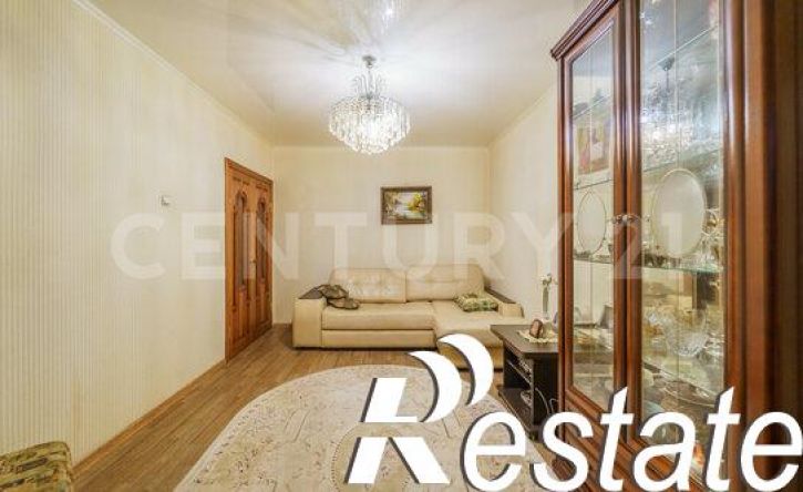 3-комн квартира улица Космонавтов, 96А,  д. 96А