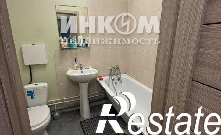 3-комн квартира улица Василия Саунина, 3,  д. 3