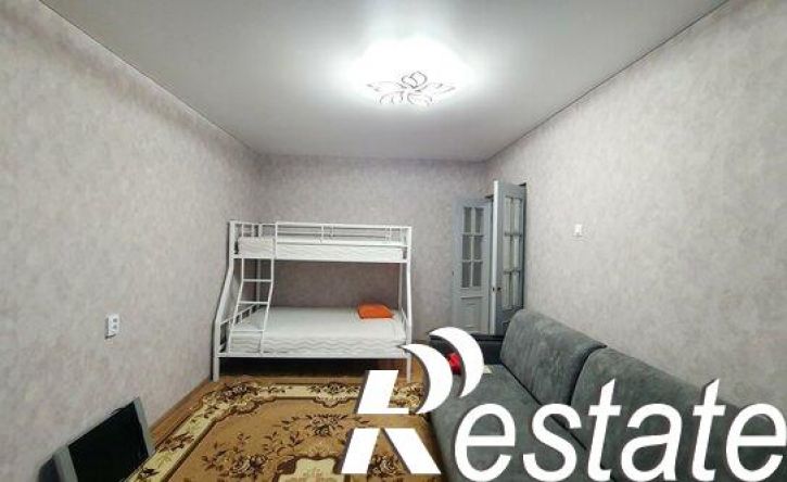 3-комн квартира улица Катукова, 30А,  д. 30А