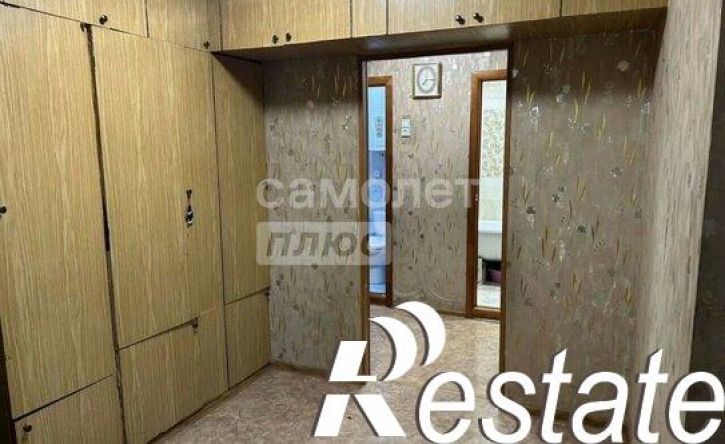 3-комн квартира улица Энергостроителей, 20,  д. 20