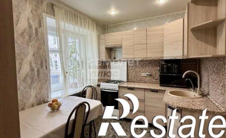 2-комн квартира проспект Победы, 92,  д. 92
