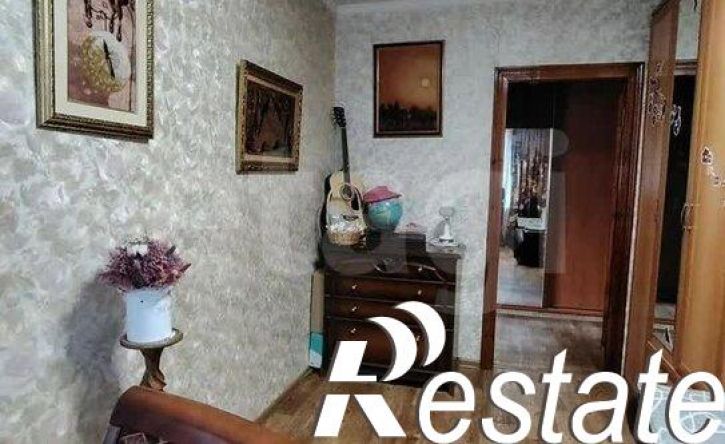 2-комн квартира Асфальтная улица, 61,  д. 61