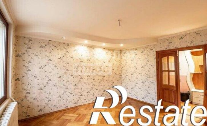 2-комн квартира улица Циолковского, 34/5,  д. 34/5