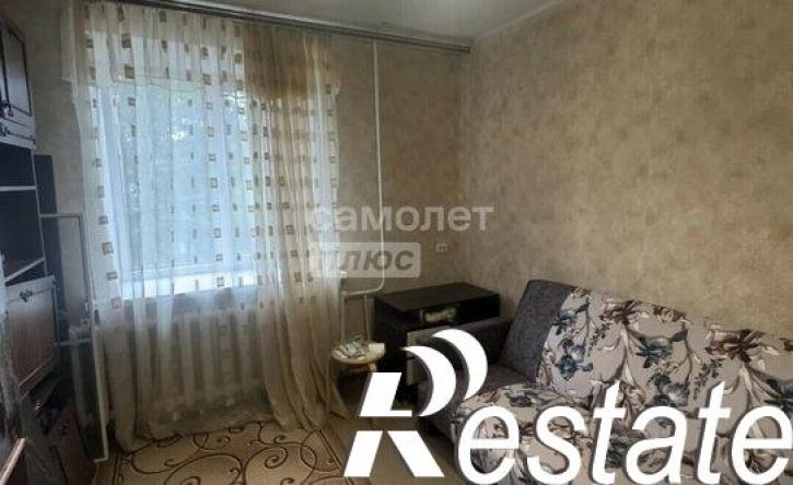 2-комн квартира бульвар Есенина, 8,  д. 8