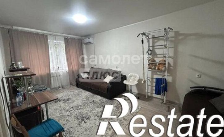 2-комн квартира проспект Победы, 27,  д. 27