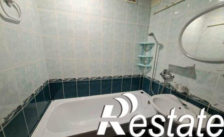 3-комн квартира улица Неделина, 49,  д. 49
