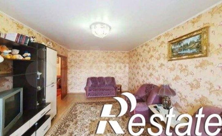 3-комн квартира улица 40 лет Октября, 47,  д. 47