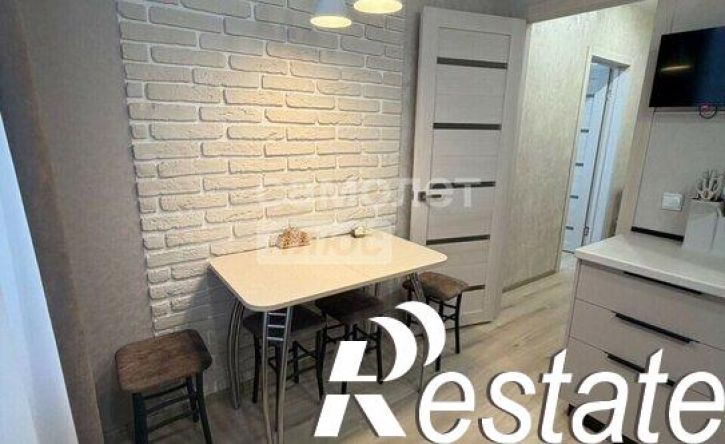 1-комн квартира улица Свиридова, 22 к2,  д. 22 к2