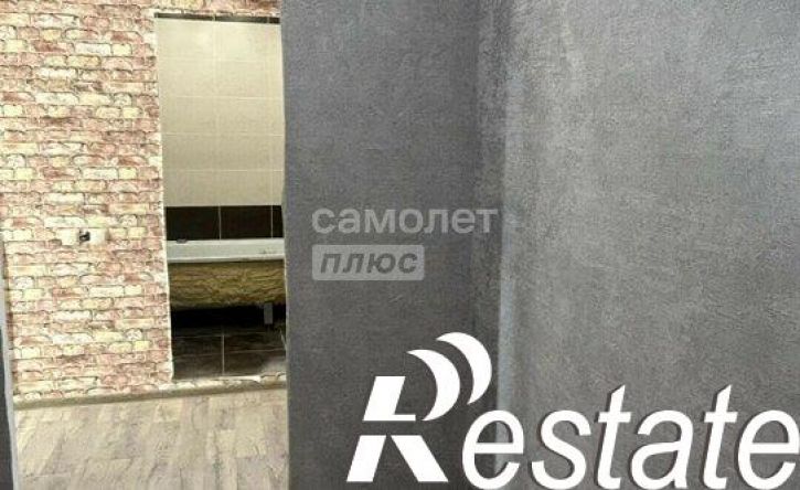 3-комн квартира улица А. Г. Стаханова, 42А,  д. 42А