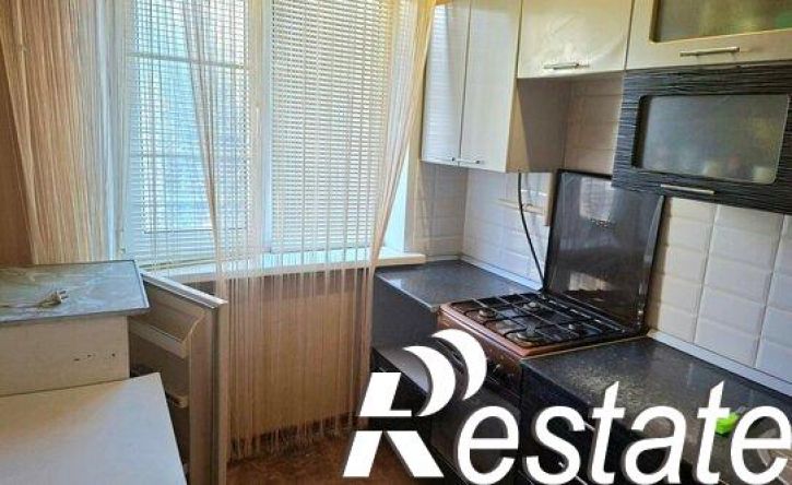 2-комн квартира проспект Победы, 14,  д. 14