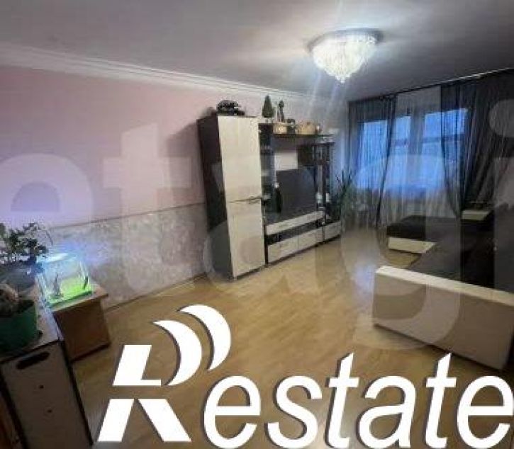 4-комн квартира улица Водопьянова, 70,  д. 70