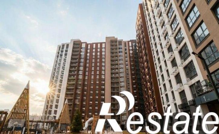 3-комн квартира улица Перова, 2В,  д. 2В