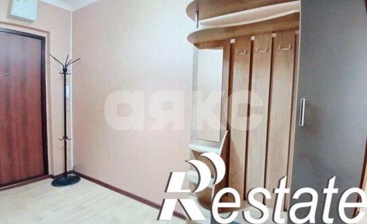 2-комн квартира улица Замятина, 1,  д. 1