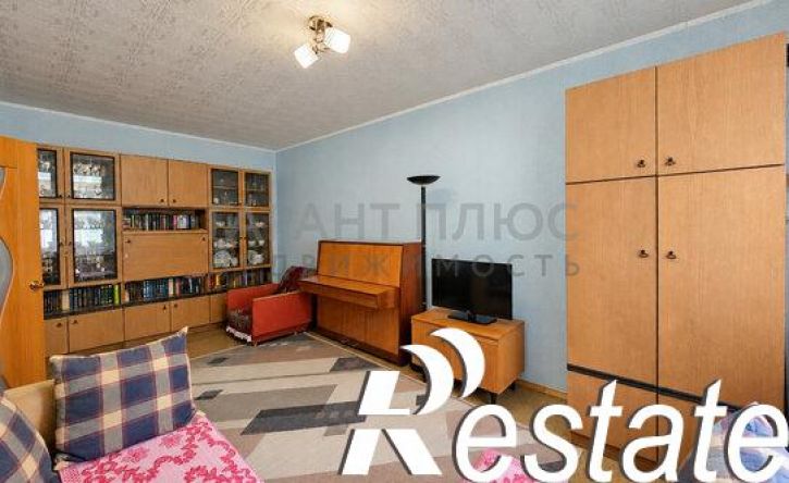 2-комн квартира улица Папина, 8,  д. 8