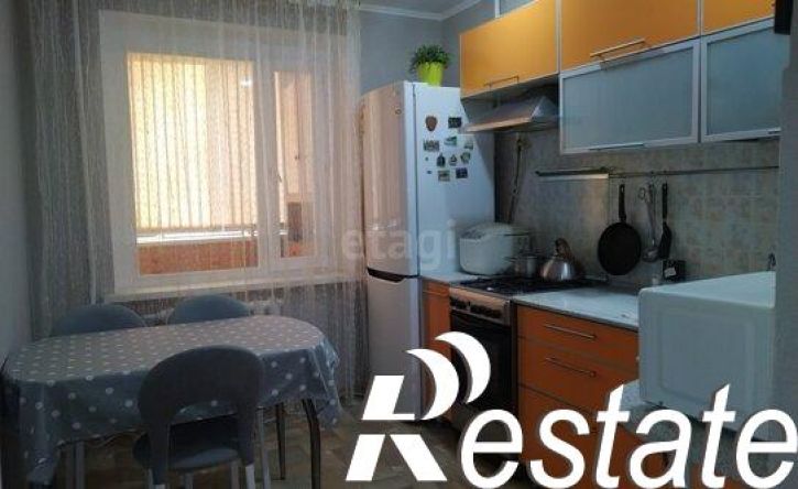 3-комн квартира улица Энергостроителей, 3,  д. 3