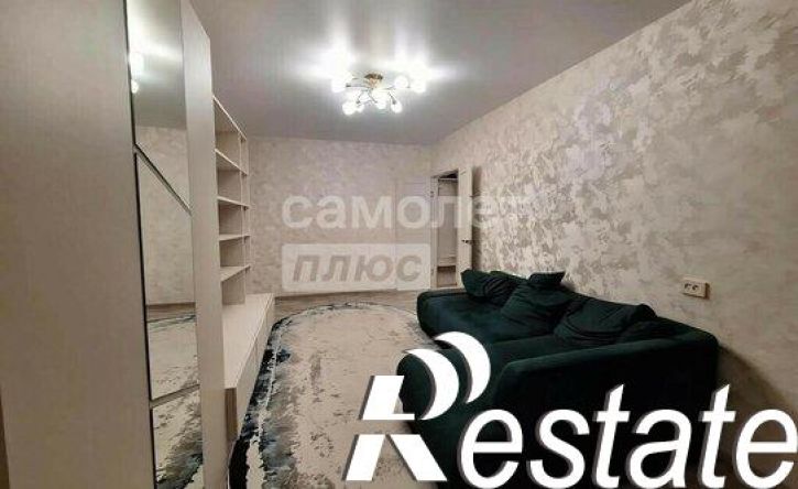 3-комн квартира улица Папина, 39,  д. 39