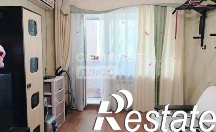 2-комн квартира улица Папина, 37,  д. 37