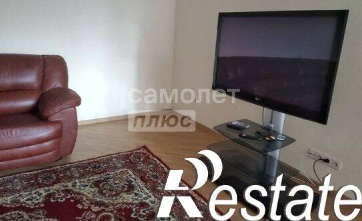 2-комн квартира улица Леонтия Кривенкова, 7А,  д. 7А