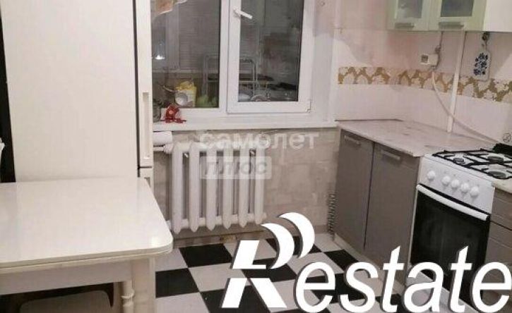 2-комн квартира улица Папина, 8,  д. 8