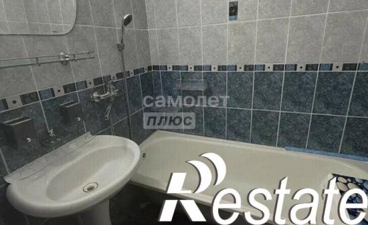 3-комн квартира улица Шуминского, 8,  д. 8